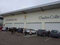 DSC3706  Dernière étape de la journée. La coopérative Charles Collin rassemble les productions de 202 vignerons.