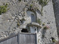 DSC3886  L'entrée se faisait à l'origine par cette  porte au centre.